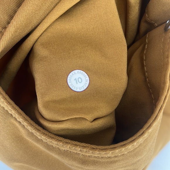 lululemon athletica “City Sleek 5 Pocket 7/8 Pants, Size 10 - Picture 13 of 13